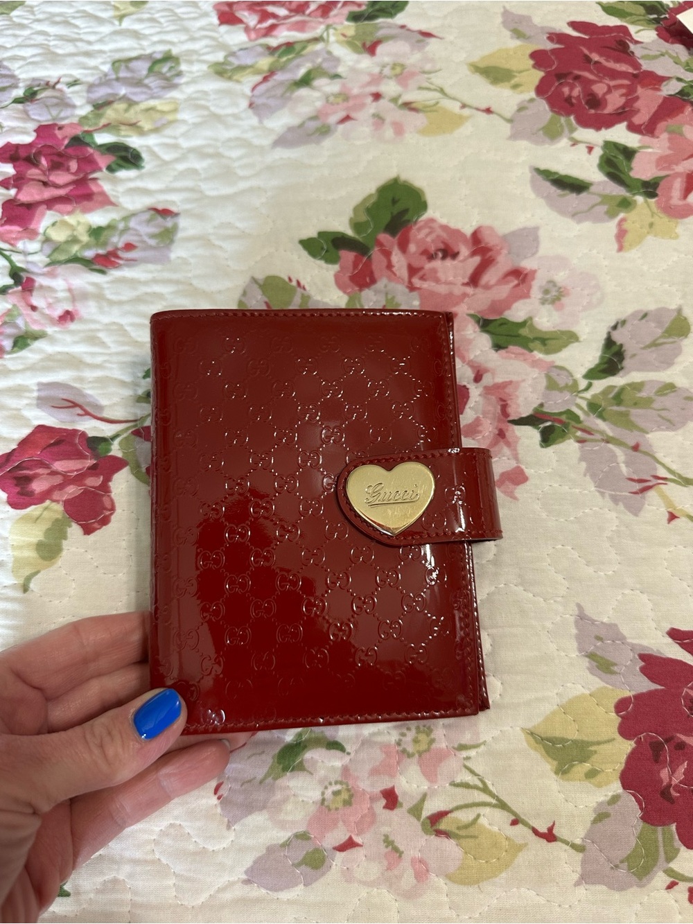 Gucci Red Patent Heart-Closure Agenda